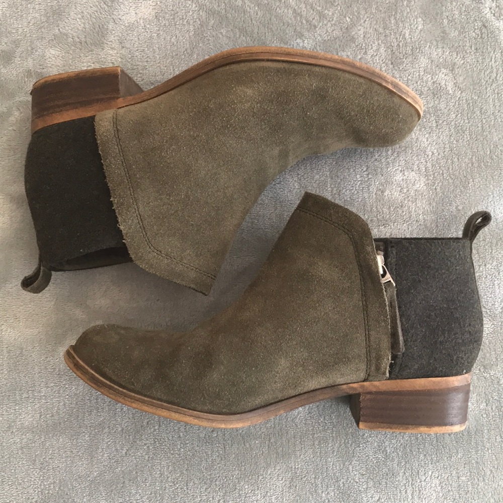 Toms Deia ankle booties